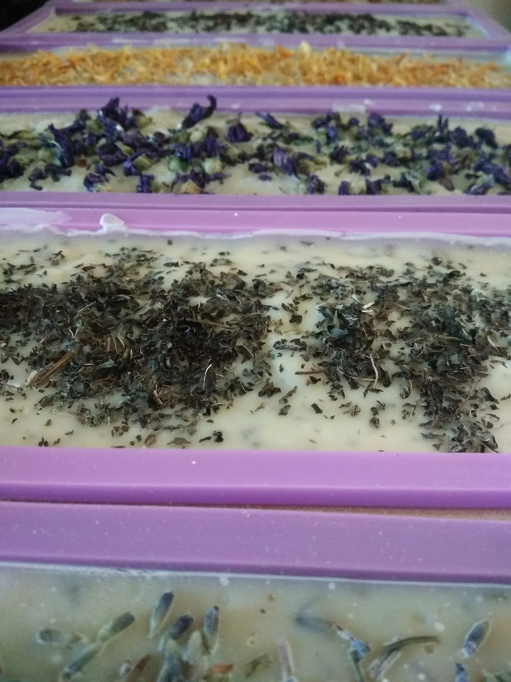 Organic Certified Solid Soap - Lavender & Mint with Shredded Mint - EcoGlow Essence